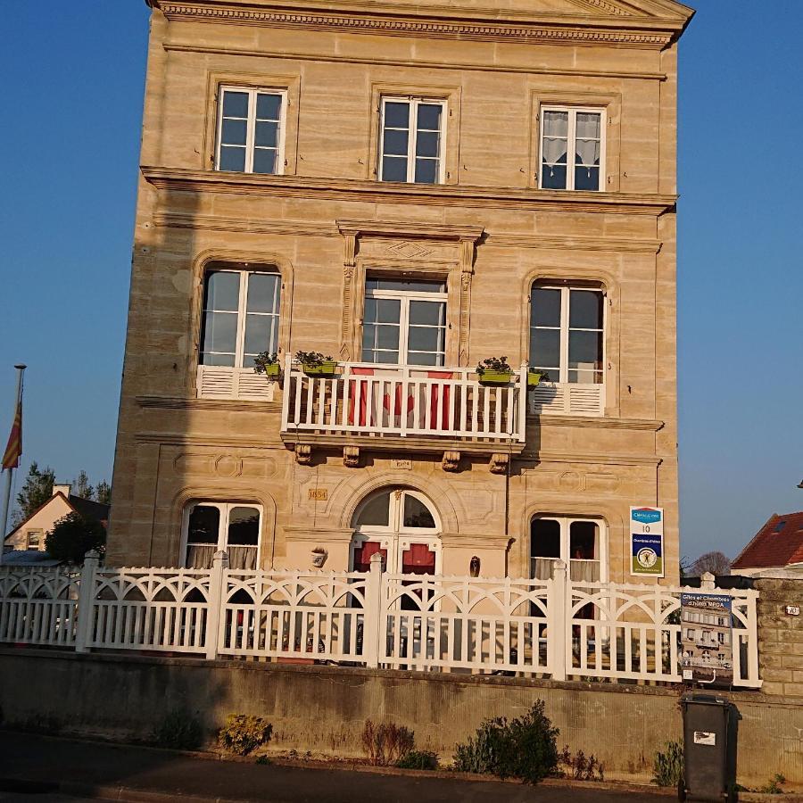 Joyeux Reveil Bed and Breakfast Courseulles-sur-Mer Exteriör bild