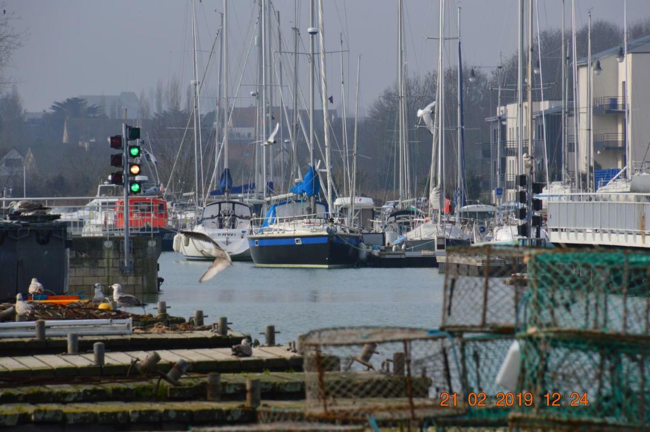 Joyeux Reveil Bed and Breakfast Courseulles-sur-Mer Exteriör bild